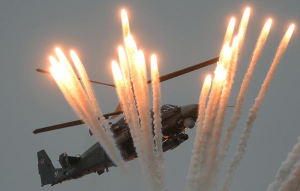 Trực thăng tấn công Ka-52 "Cá sấu". - Sputnik Việt Nam