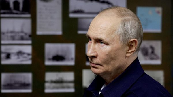 Ông Putin đã quan sát diễn biến giai đoạn kết thúc cuộc tập trận của Hạm đội Thái Bình Dương - Sputnik Việt Nam