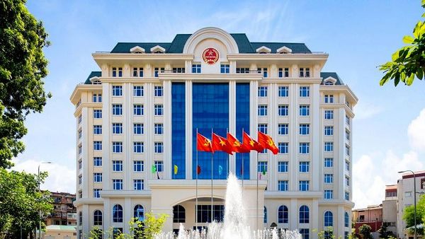 Cục Thuế yêu cầu các cơ quan thuế siết chặt kỷ luật, xử lý nghiêm công chức có hành vi vòi vĩnh, gây khó dễ, cố tình kéo dài thời gian giải quyết hồ sơ làm sạch mã số thuế - Sputnik Việt Nam