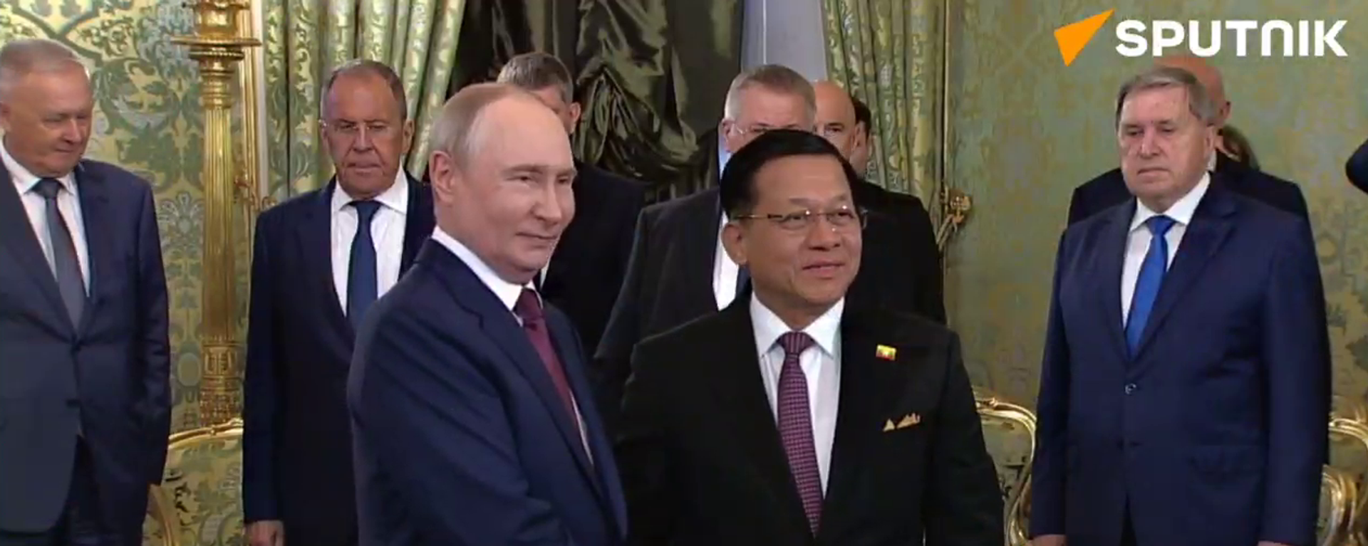 Tổng thống Nga Vladimir Putin gặp nhà lãnh đạo Myanmar Min Aung Hlaing - Sputnik Việt Nam, 1920, 18.08.2026