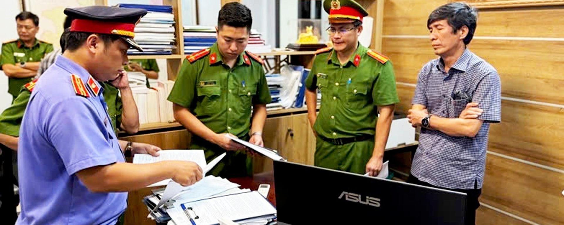 Khởi tố Giám đốc BQL dự án Đầu tư xây dựng và Phát triển đô thị thành phố Huế - Sputnik Việt Nam, 1920, 19.08.2026