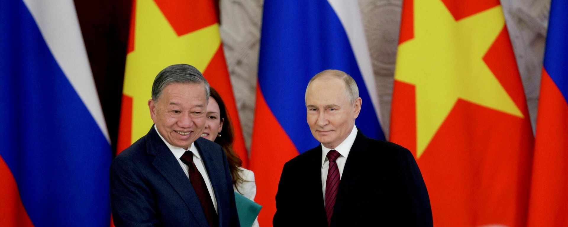 Hợp tác vì hòa bình và phát triển: Quan hệ Việt – Nga qua Giải thưởng Lev Tolstoy - Sputnik Việt Nam, 1920, 21.08.2026
