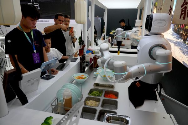 Hội nghị robot thế giới tại Bắc Kinh. - Sputnik Việt Nam
