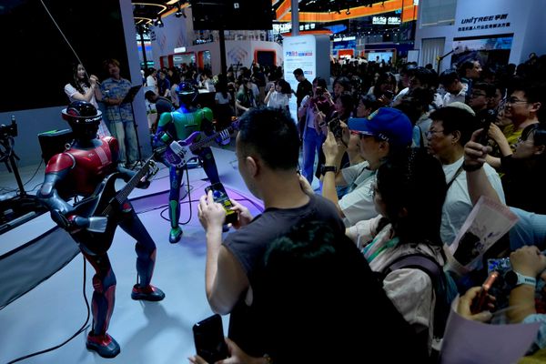 Gian hàng triển lãm robot tại Hội nghị robot thế giới ở Bắc Kinh.   - Sputnik Việt Nam