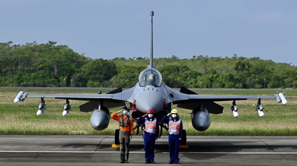 Máy bay chiến đấu F-16V - Sputnik Việt Nam