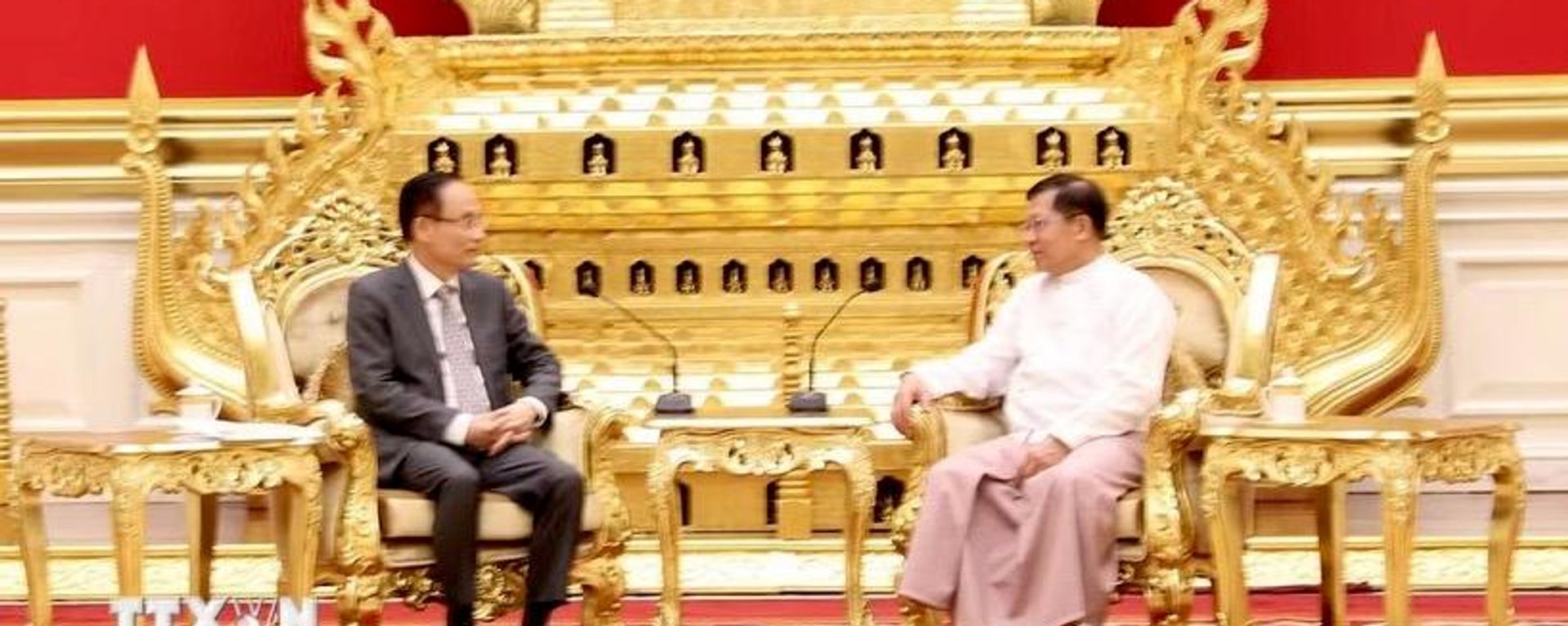Bộ trưởng Ngoại giao Lê Hoài Trung hội kiến Tổng thống Myanmar Min Aung Hlaing.  - Sputnik Việt Nam, 1920, 27.08.2026