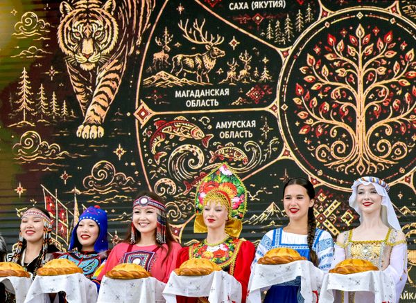 Khai mạc Triển lãm "Phố Viễn Đông", Diễn đàn Kinh tế phương Đông. - Sputnik Việt Nam