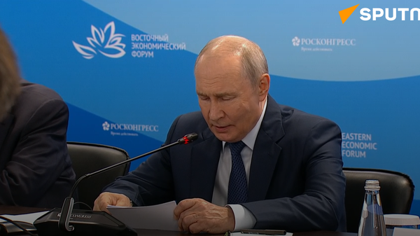 Tổng thống Nga Vladimir Putin hội đàm với Phó Thủ tướng thứ nhất Quốc vụ viện Cộng hòa Nhân dân Trung Hoa Đinh Tiết Tường - Sputnik Việt Nam