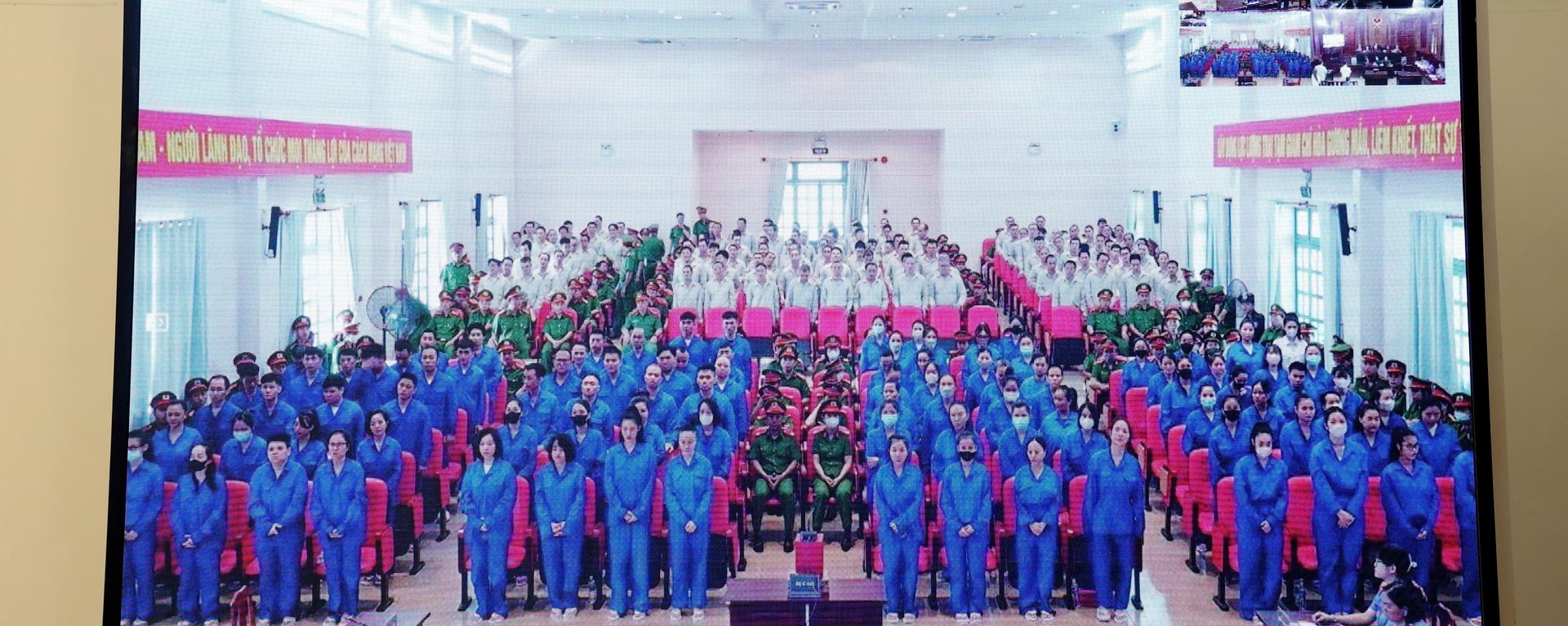 Các bị cáo nghe tuyên án tại điểm cầu thành phần của phiên tòa tại Trại tạm giam Chí Hòa (T30) Các bị cáo nghe tuyên án tại điểm cầu thành phần của phiên tòa tại Trại tạm giam Chí Hòa (T30) - Sputnik Việt Nam, 1920, 03.09.2026