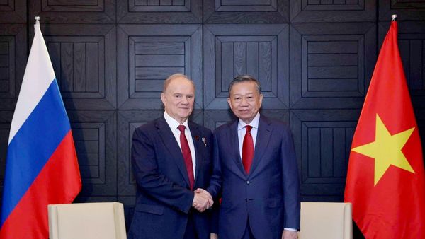 Tổng Bí thư, Chủ tịch nước Tô Lâm tiếp Chủ tịch Đảng Cộng sản Liên bang Nga Gennady Zyuganov - Sputnik Việt Nam