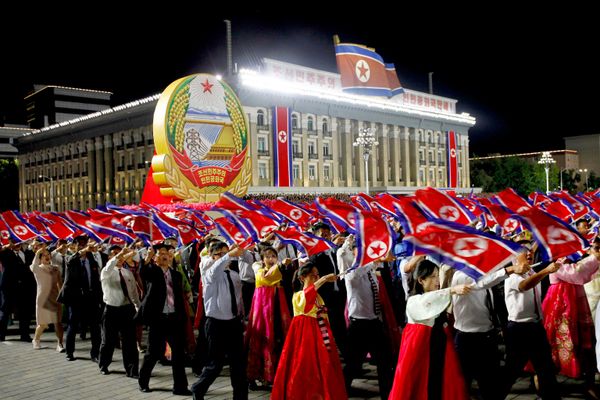 Các hoạt động kỷ niệm 78 năm ngày thành lập CHDCND Triều Tiên diễn ra tại Quảng trường Kim Nhật Thành ở Bình Nhưỡng. - Sputnik Việt Nam