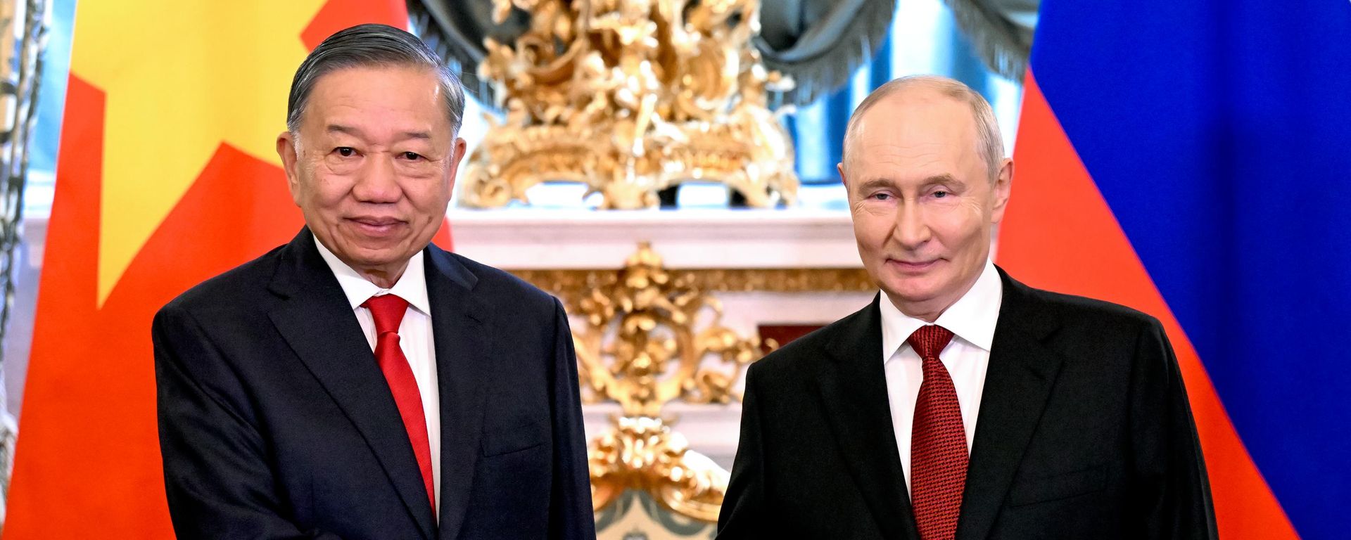 Cuộc gặp giữa Tổng thống Nga Vladimir Putin và Tổng thống Việt Nam Tô Lâm Cuộc gặp giữa Tổng thống Nga Vladimir Putin và Tổng thống Việt Nam Tô Lâm - Sputnik Việt Nam, 1920, 09.09.2026