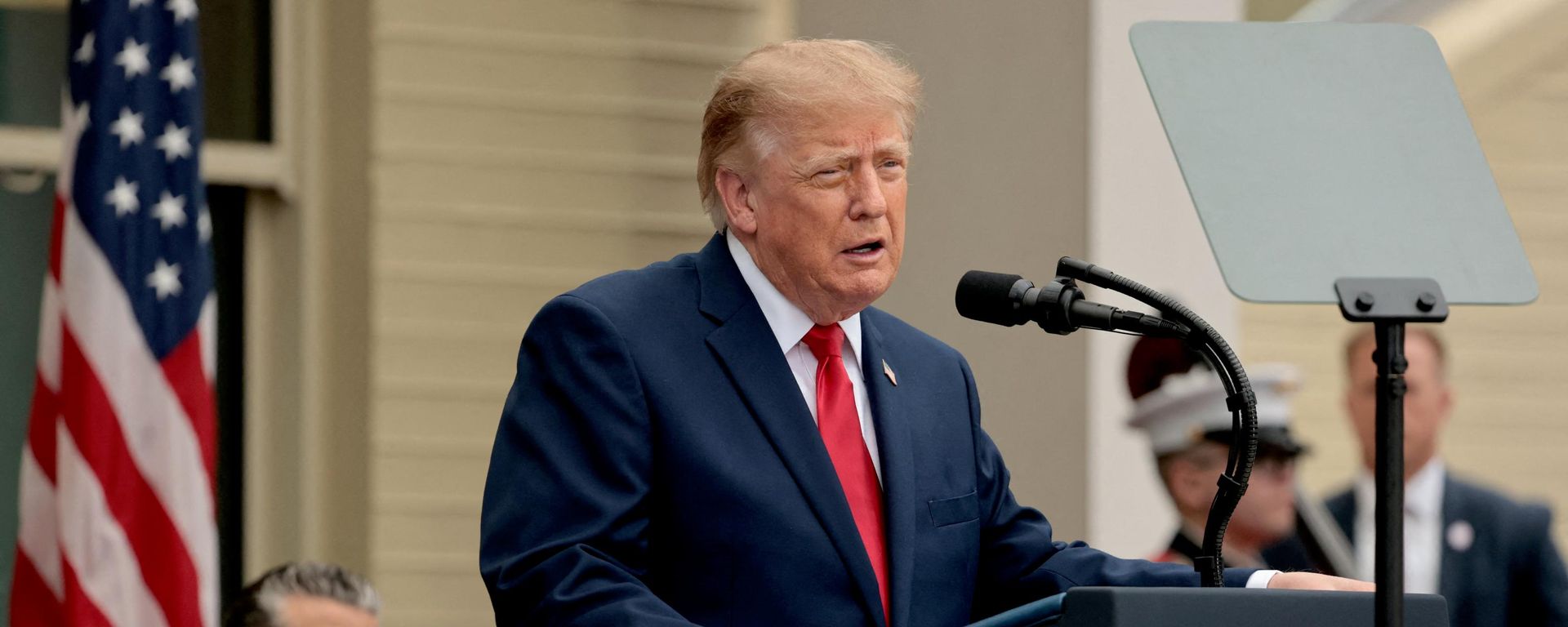 Tổng thống Mỹ Donald Trump  - Sputnik Việt Nam, 1920, 02.10.2026