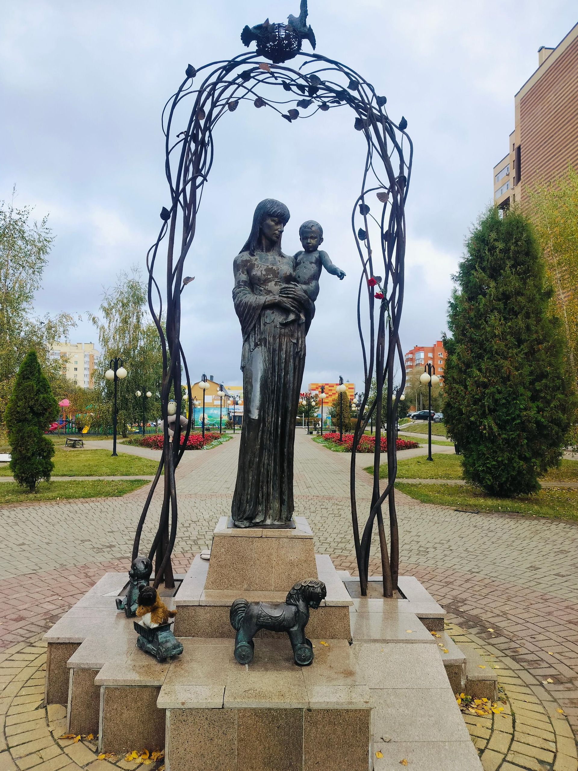 Tượng đài tưởng niệm người mẹ Tượng đài tưởng niệm người mẹ - Sputnik Việt Nam, 1920, 18.09.2026