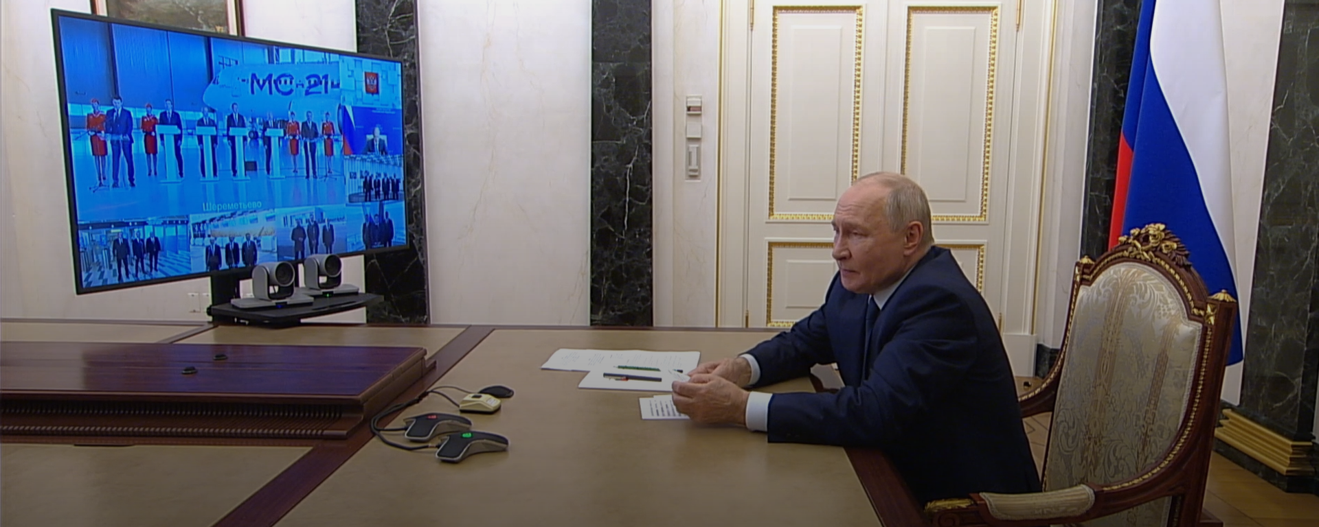 Tổng thống Nga Putin: Việc cung cấp MS-21 cho “Aeroflot” phải bắt đầu vào năm 2027 - Sputnik Việt Nam, 1920, 18.09.2026