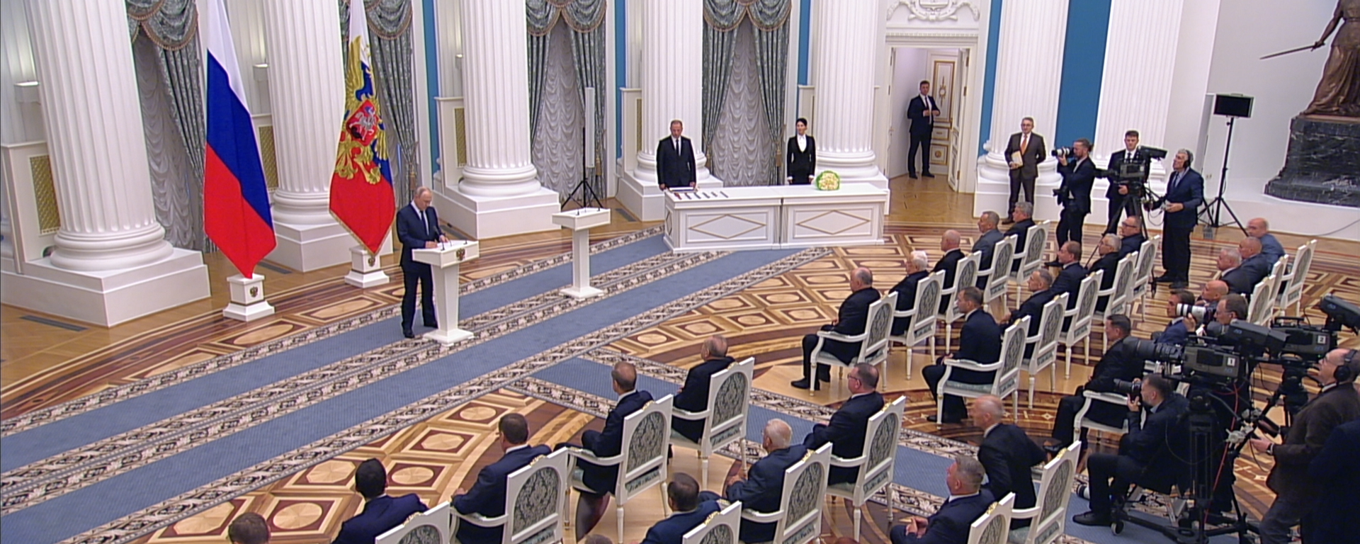 Tổng thống Putin lưu ý về độ tin cậy và tính hiệu quả của kỹ thuật quân sự Nga Tổng thống Putin lưu ý về độ tin cậy và tính hiệu quả của kỹ thuật quân sự Nga - Sputnik Việt Nam, 1920, 18.09.2026