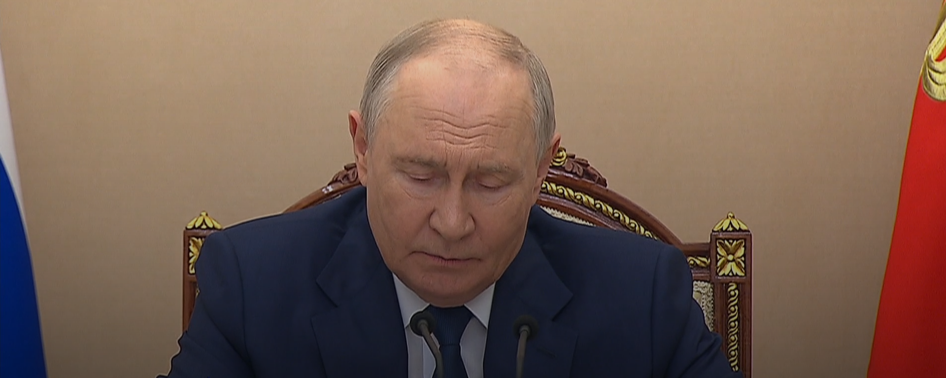 Tổng thống Putin: Các nhà lãnh đạo châu Âu đang sử dụng người Ukraina như bia đỡ đạn - Sputnik Việt Nam, 1920, 19.09.2026