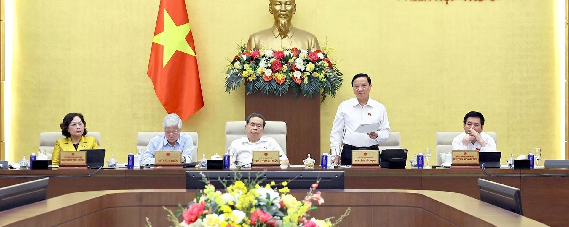 Phó Chủ tịch Quốc hội Nguyễn Khắc Định phát biểu - Sputnik Việt Nam, 1920, 21.09.2026