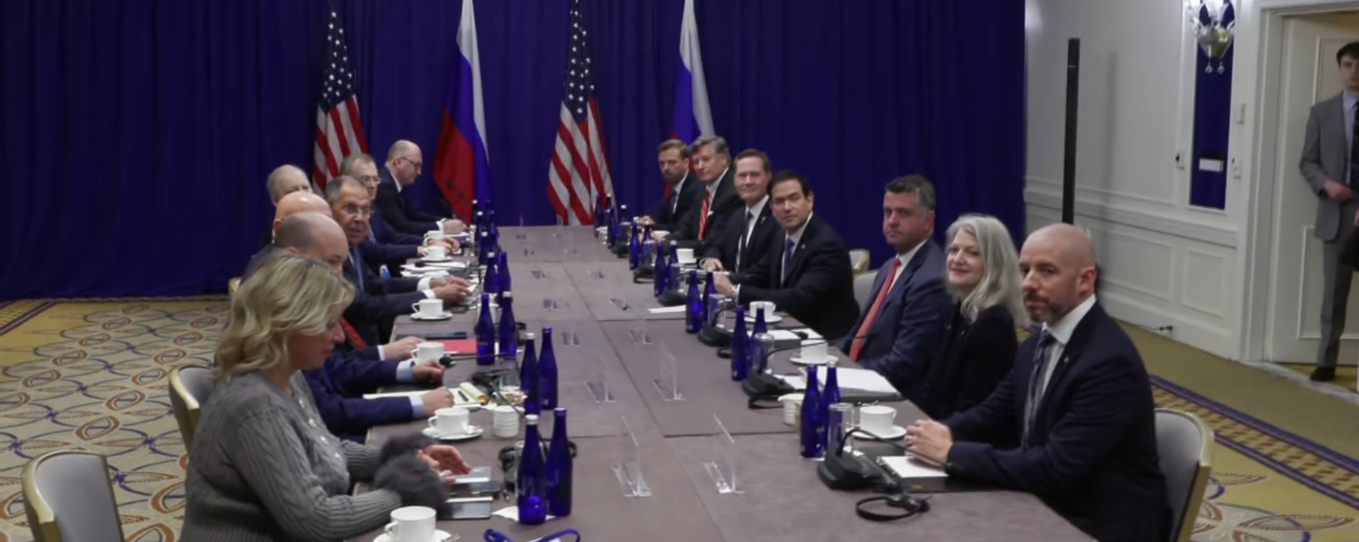 Ngoại trưởng Nga Lavrov và Ngoại trưởng Mỹ Rubio đang có cuộc hội đàm tại New York - Sputnik Việt Nam, 1920, 23.09.2026