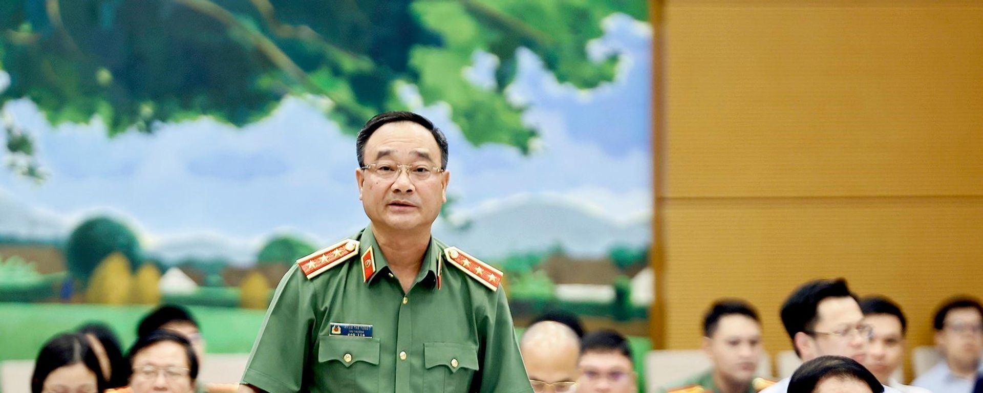 Thượng tướng Phạm Thế Tùng, Thứ trưởng Bộ Công an phát biểu - Sputnik Việt Nam, 1920, 25.09.2026