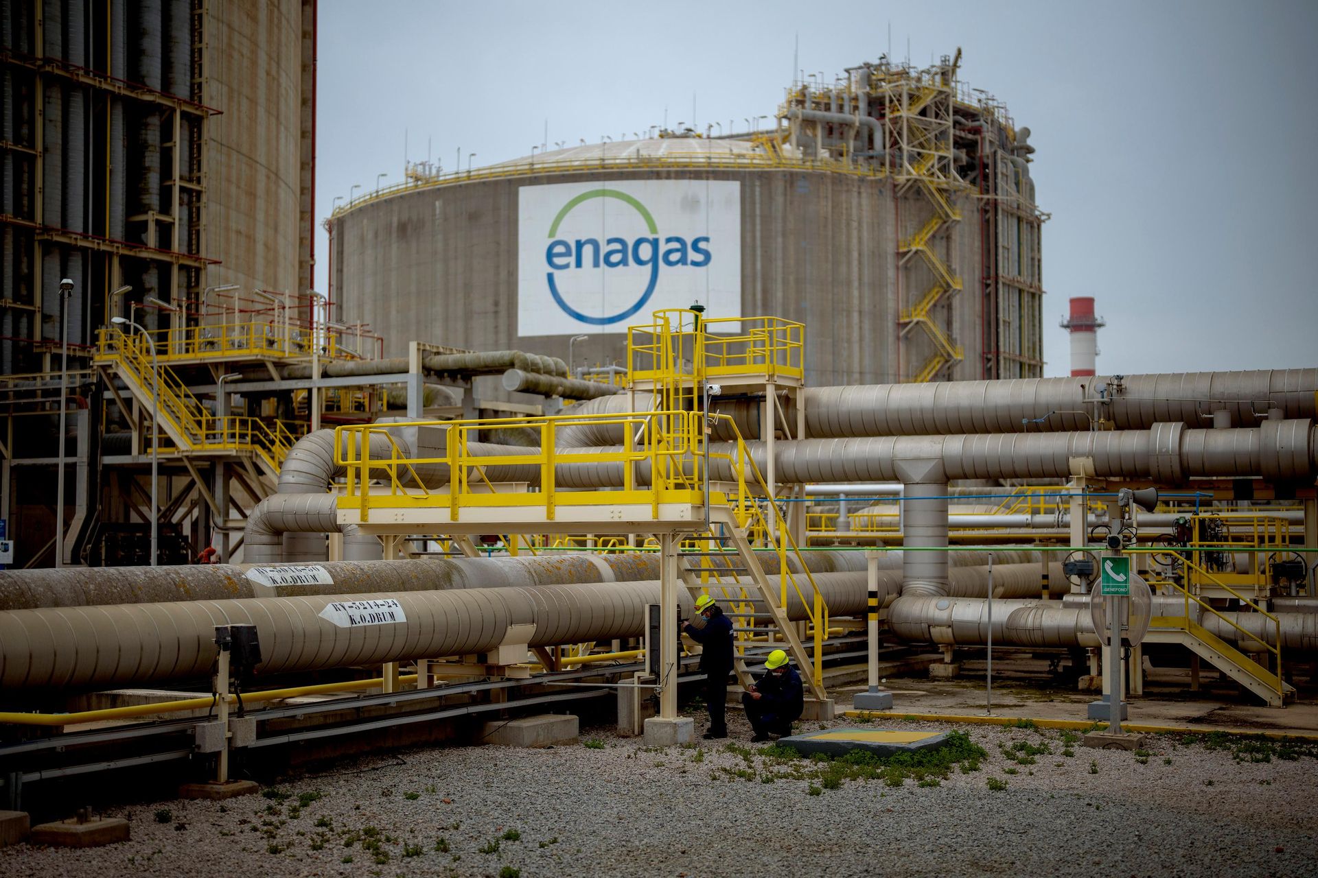 Nhà máy tái khí hóa Enagss, nhà máy LNG lớn nhất châu Âu Nhà máy tái khí hóa Enagss, nhà máy LNG lớn nhất châu Âu - Sputnik Việt Nam, 1920, 28.09.2026