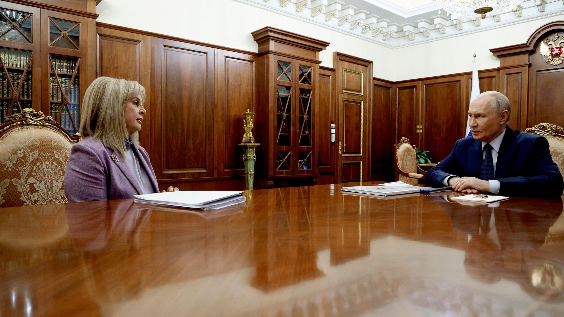 Tổng thống Putin gặp Chủ tịch Ủy ban Bầu cử Trung ương Nga Tổng thống Putin gặp Chủ tịch Ủy ban Bầu cử Trung ương Nga - Sputnik Việt Nam, 1920, 29.09.2026