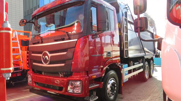 Xe ben tự trút trên khung gầm ba trục Valdai-33. Sản xuất tại Nga - Sputnik Việt Nam