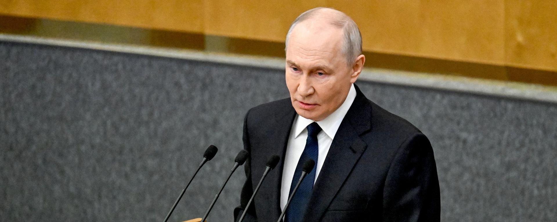 Phiên họp toàn thể đầu tiên của Duma Quốc gia Nga khóa IX, với sự tham dự của Tổng thống Vladimir Putin - Sputnik Việt Nam, 1920, 01.10.2026