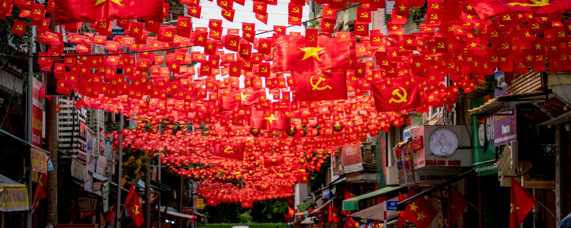 Những lá cờ, Hà Nội, Việt Nam. - Sputnik Việt Nam, 1920, 01.10.2026