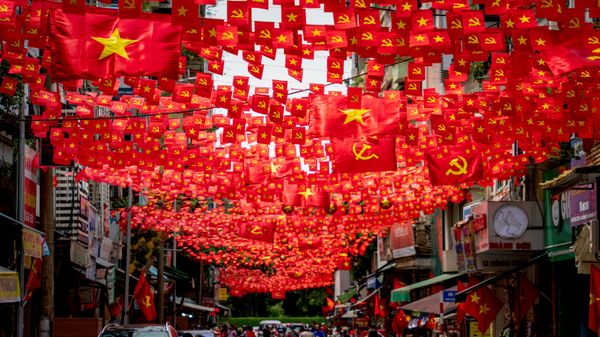 Những lá cờ, Hà Nội, Việt Nam. - Sputnik Việt Nam