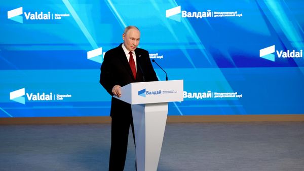 Tổng thống Vladimir Putin đã tham gia các hoạt động của Câu lạc bộ Thảo luận Valdai - Sputnik Việt Nam