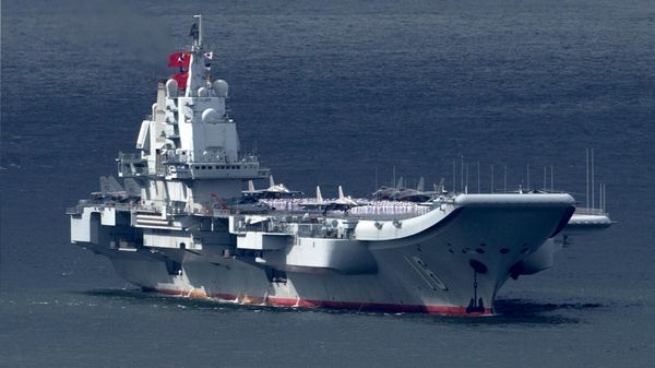 Tàu sân bay Liêu Ninh của Trung Quốc - Sputnik Việt Nam