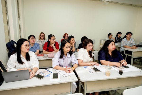 Dự án tiếng Nga đến với Đại học Quốc gia Hà Nội - Sputnik Việt Nam