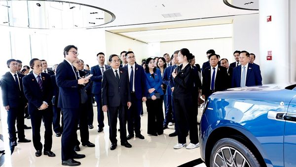  - Sputnik Việt Nam