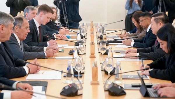 Cuộc gặp giữa Ngoại trưởng Nga Sergey Lavrov và Tổng thư ký ASEAN Kao Kim Hourn - Sputnik Việt Nam
