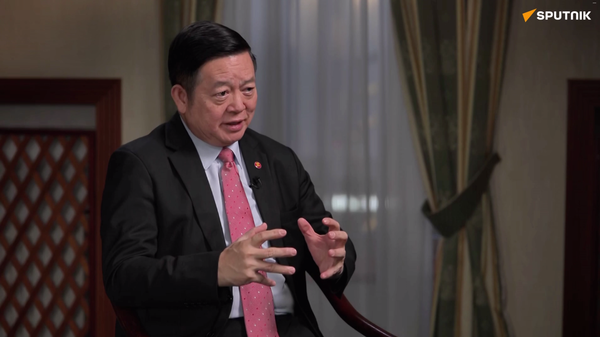 «ASEAN 2045» và «Vành đai và Con đường»: Tổng thư ký ASEAN nói với Sputnik về cách gắn kết các chiến lược - Sputnik Việt Nam