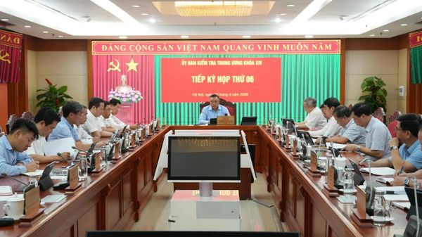 Một kỳ họp của Ủy ban Kiểm tra Trung ương - Sputnik Việt Nam