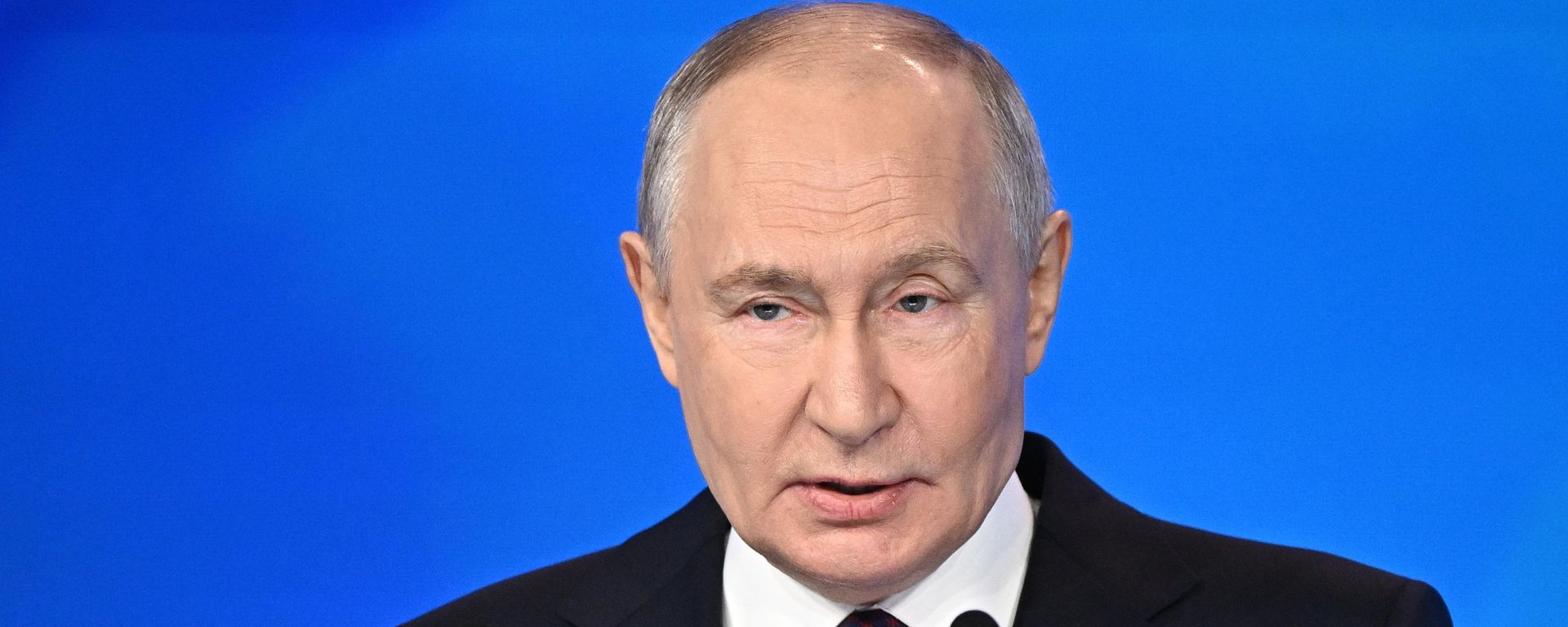 Tổng thống Nga Vladimir Putin phát biểu tại phiên họp toàn thể của Diễn đàn Kinh tế và Nhân đạo Nga-châu Phi ở Moskva - Sputnik Việt Nam, 1920, 28.10.2026