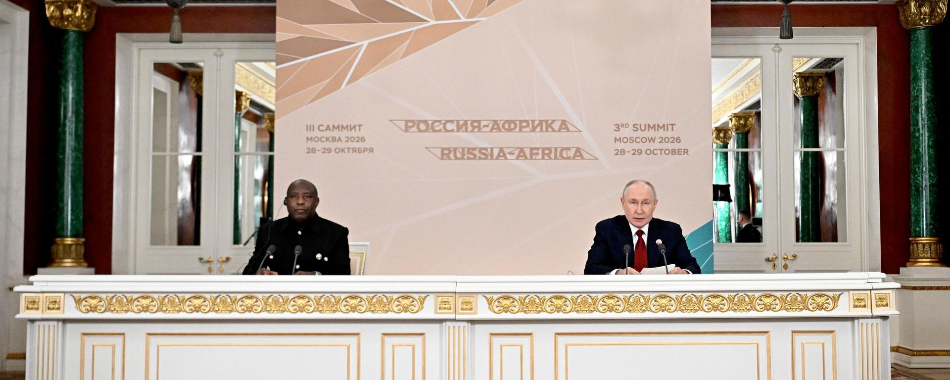 Ông Putin: Nga chưa bao giờ coi các quốc gia châu Phi là đối tượng cạnh tranh - Sputnik Việt Nam, 1920, 30.10.2026