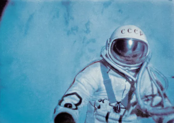 Alexei Leonov trong không gian vũ trụ Alexei Leonov trong không gian vũ trụ - Sputnik Việt Nam
