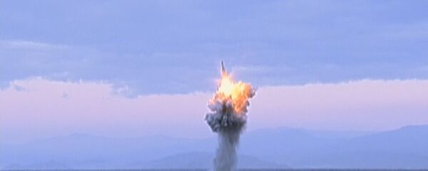 Bắc Triều Tiên phóng tên lửa đạn đạo trên biển Bắc Triều Tiên phóng tên lửa đạn đạo trên biển - Sputnik Việt Nam