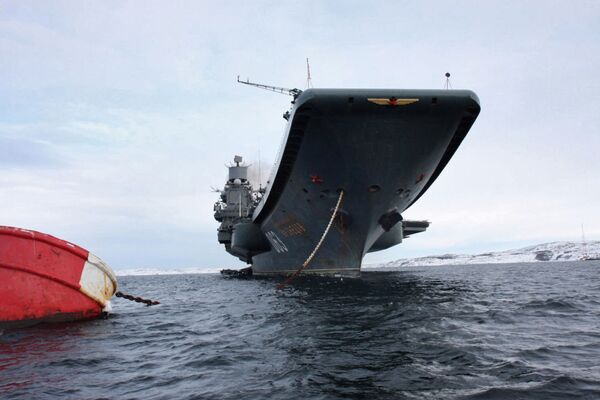 Tàu tuần dương sân bay hạng nặng Đô đốc Hải quân Liên xô Kuznetsov. - Sputnik Việt Nam