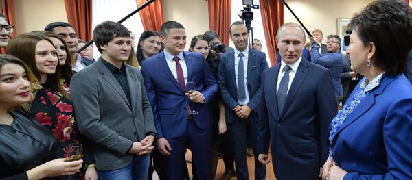 Vladimir Putin ở Đại học Liên bang Bắc Kavkaz Vladimir Putin ở Đại học Liên bang Bắc Kavkaz - Sputnik Việt Nam