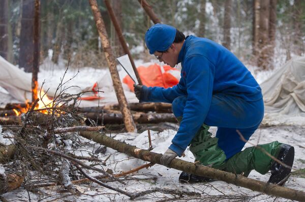 Phi hành đoàn ISS hoàn thành đợt huấn luyện ba ngày tồn tại trong rừng mùa đông Phi hành đoàn ISS hoàn thành đợt huấn luyện ba ngày tồn tại trong rừng mùa đông - Sputnik Việt Nam