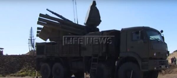 Các hệ thống tên lửa phòng không Nga S-400 và «Pantsir-C1 tại hoạt động chống khủng bố ở Syria Các hệ thống tên lửa phòng không Nga S-400 và «Pantsir-C1 tại hoạt động chống khủng bố ở Syria - Sputnik Việt Nam