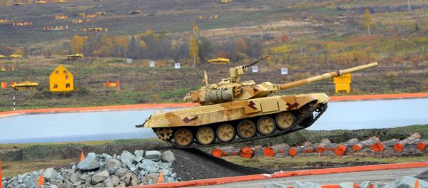 Xe tăng T-90 tại Triển lãm vũ khí Nga “Russian Expo Arms-2013” - Sputnik Việt Nam