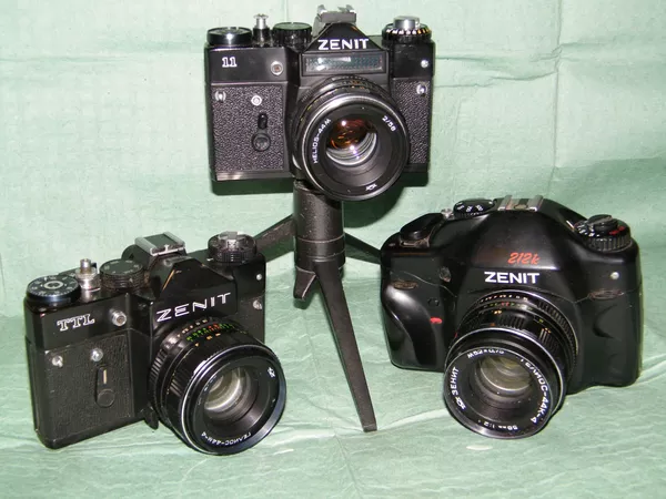 Máy ảnh gương lật Liên Xô Zenit-TTL, Zenit-11 và Zenith-212k Máy ảnh gương lật Liên Xô Zenit-TTL, Zenit-11 và Zenith-212k - Sputnik Việt Nam