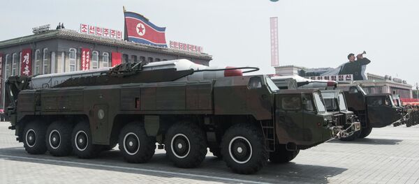 Tên lửa Bắc Triều Tiên  tại cuộc diễu hành - Sputnik Việt Nam