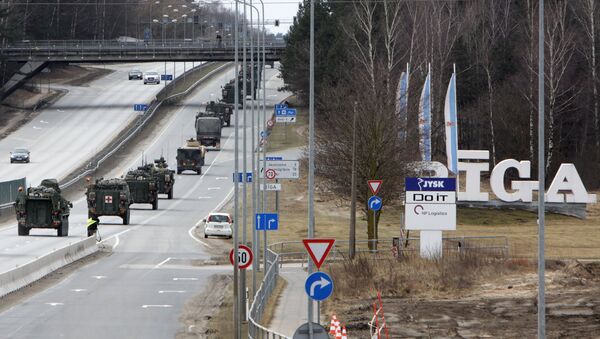 Mỹ phô trương thiết bị quân sự tại các thành phố của Lithuania - Sputnik Việt Nam