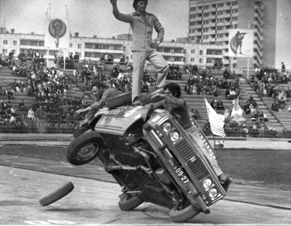 LADA-1600: Xe ô tô sống lâu hơn một thời đại LADA-1600: Xe ô tô sống lâu hơn một thời đại - Sputnik Việt Nam